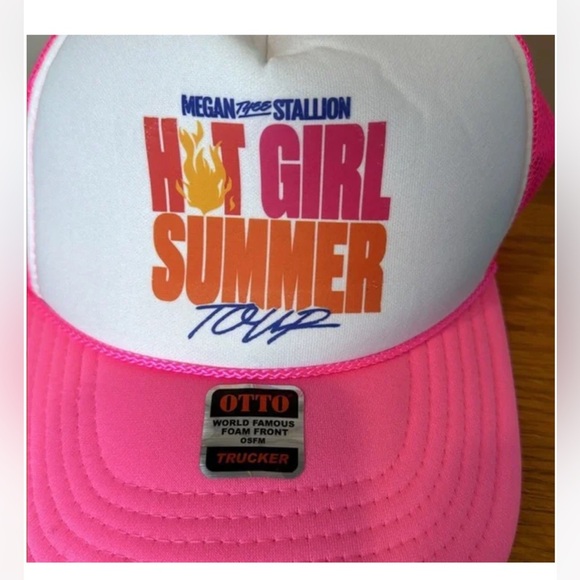 Megan Thee Stallion LIMITED EDITION Tour Trucker Hat - Picture 2 of 3